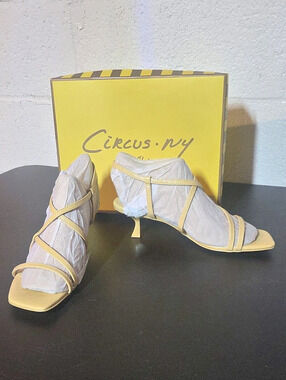 Circus by Sam Edelman Jasmine Strappy Heels in Yellow US 8